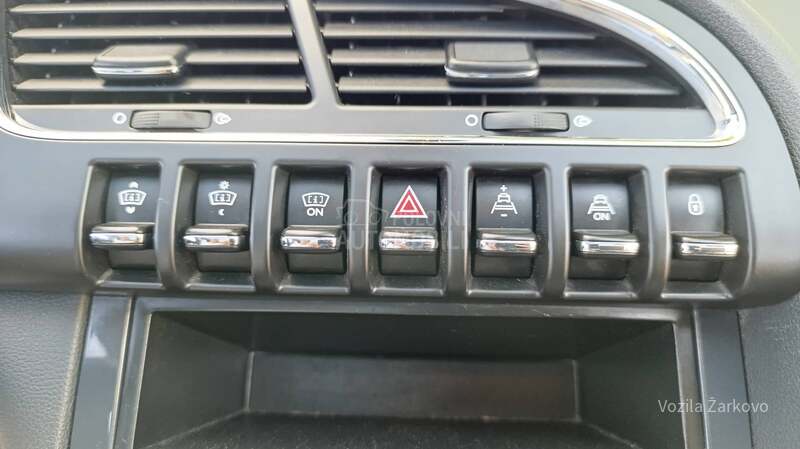 Peugeot 3008 1.6 Hdi Pan