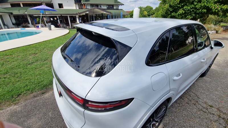 Porsche Cayenne GTS
