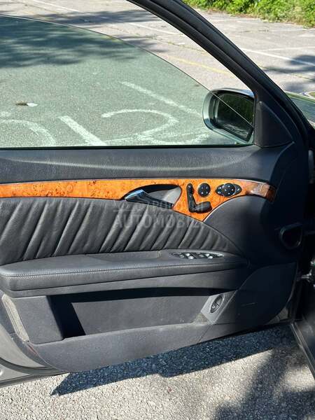 Mercedes Benz E 320 4matic