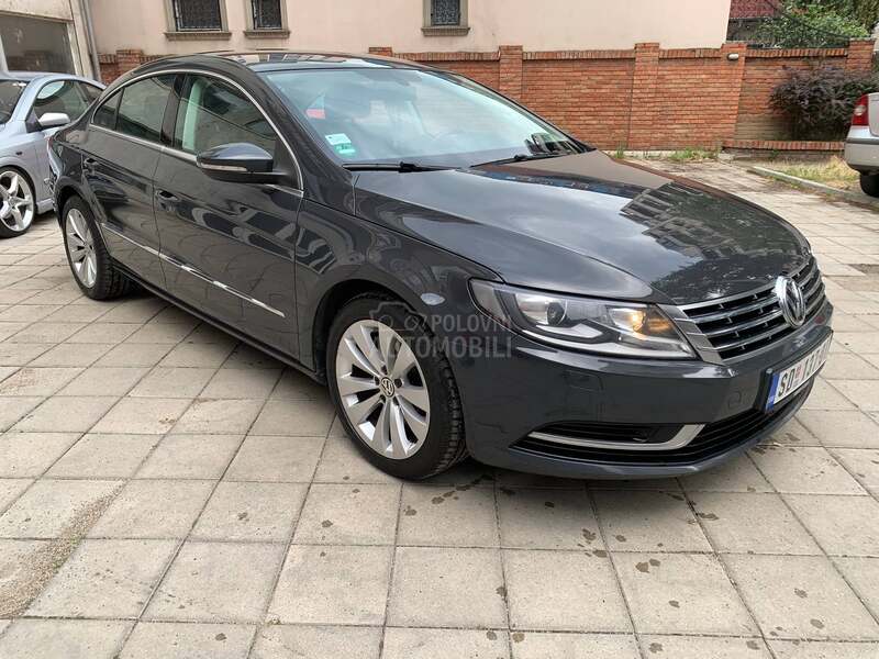 Volkswagen Passat CC 2.0 DSG