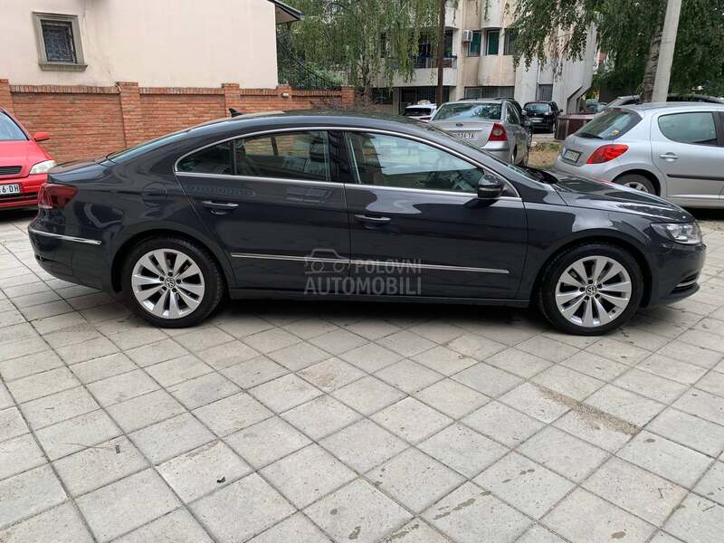 Volkswagen Passat CC 2.0 DSG