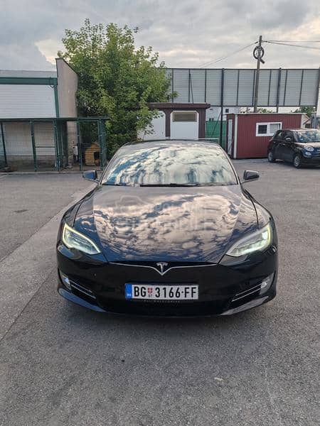 Tesla Model S 100D