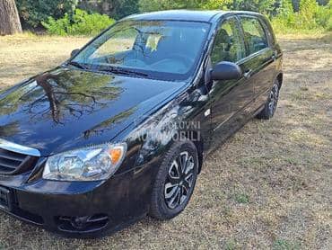 Kia cee`d 1.5 Crdi Cerato