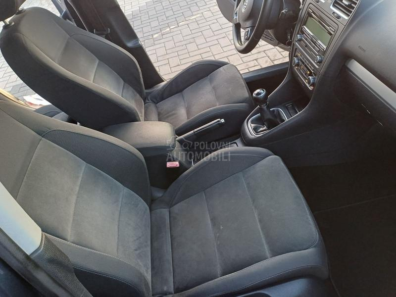 Volkswagen Golf 6 1.6 tdi highline