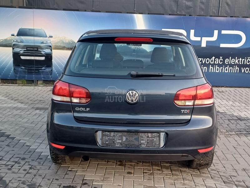 Volkswagen Golf 6 1.6 tdi highline