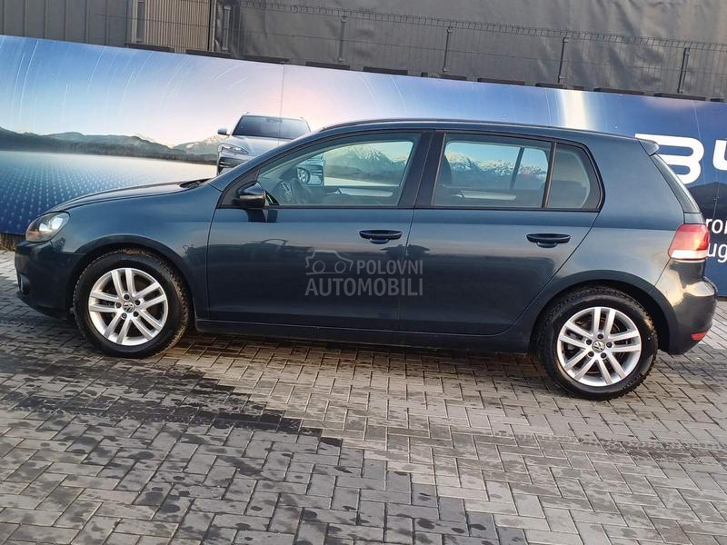 Volkswagen Golf 6 1.6 tdi highline