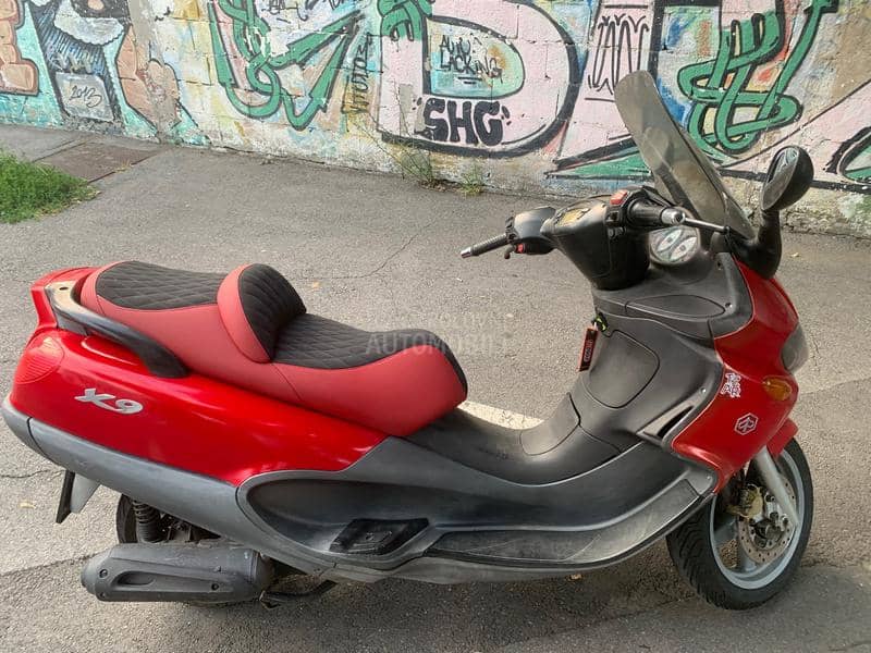 Piaggio X9