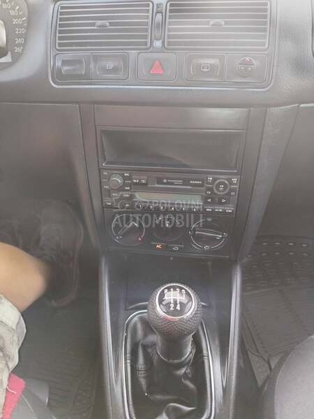 Volkswagen Golf 4 