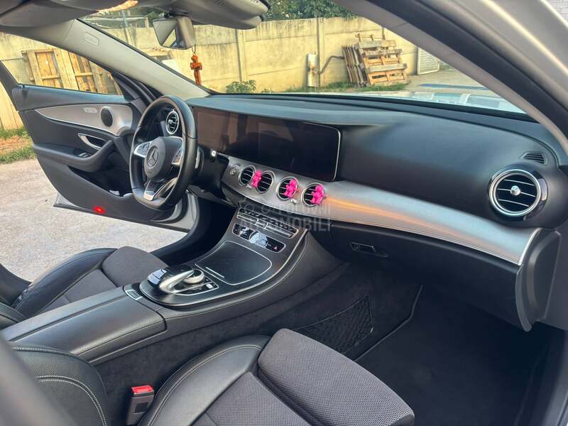 Mercedes Benz E 220 AMG 4 matic