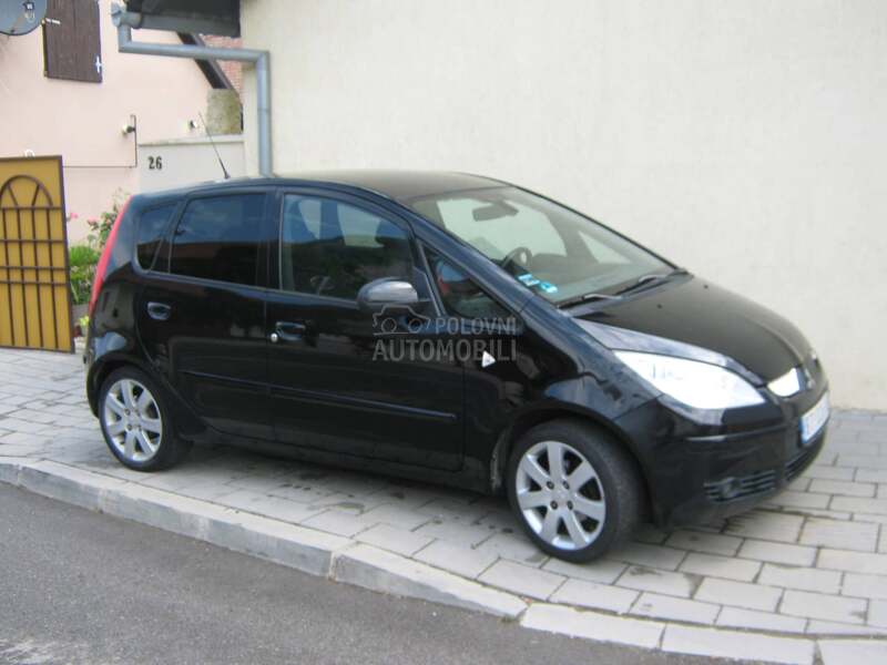 Mitsubishi Colt Motion