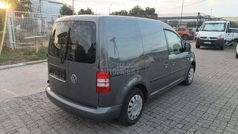 Volkswagen Caddy 1.6 TDI DSG