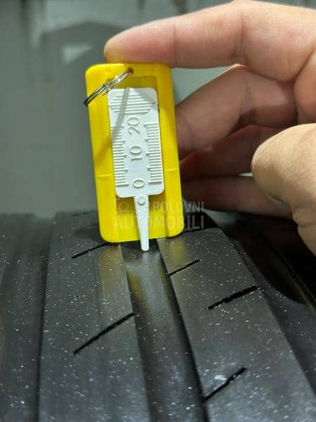 Continental 245/50 R18 Letnja