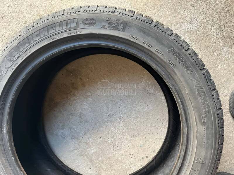 Michelin 245/45 R18 Zimska
