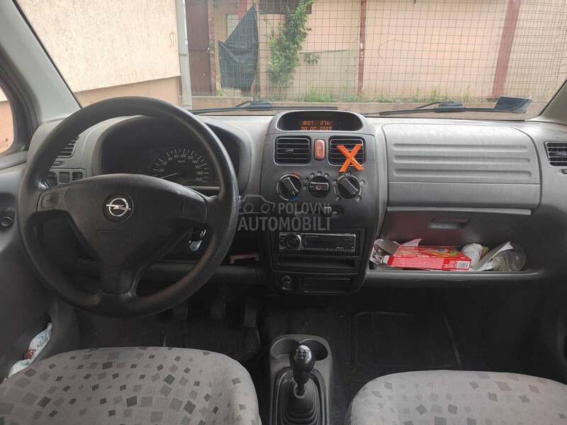 Opel Agila 1.0