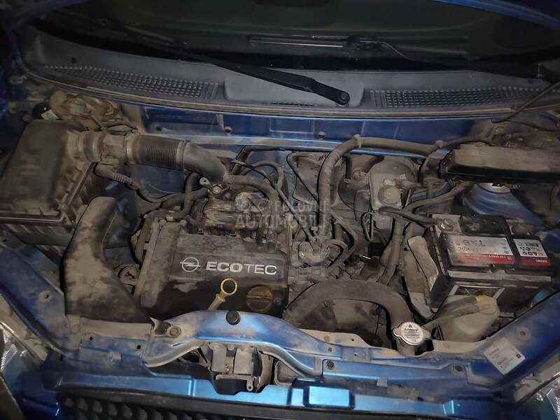 Opel Agila 1.0