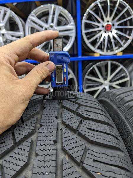 Semperit 205/60 R16 Zimska