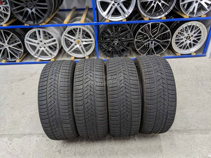 Pirelli 225/45 R19 Zimska