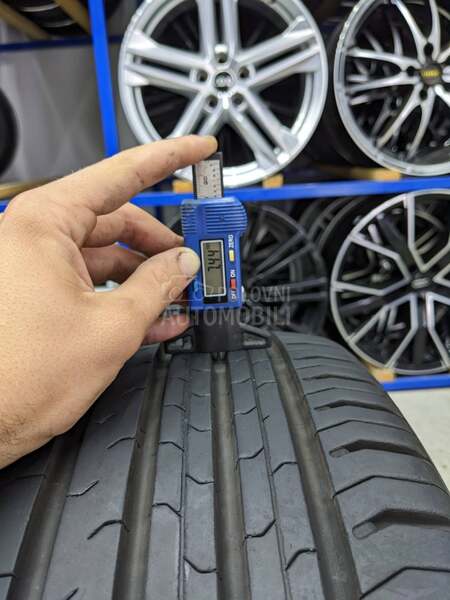 Continental 215/45 R17 Letnja