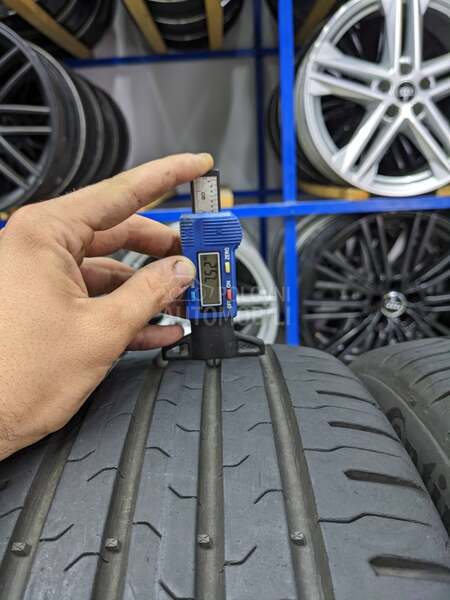 Continental 215/45 R17 Letnja