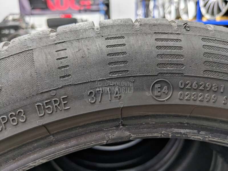 Continental 215/45 R17 Letnja