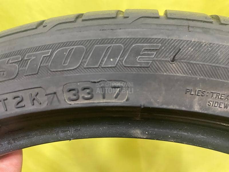 Bridgestone 215/40 R17 Letnja