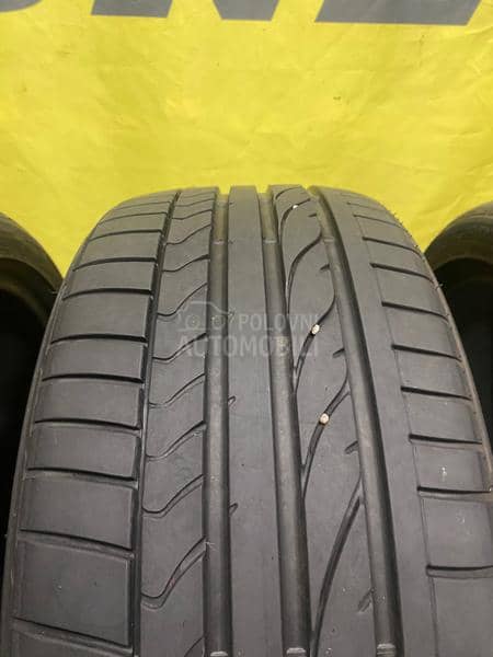 Bridgestone 215/40 R17 Letnja