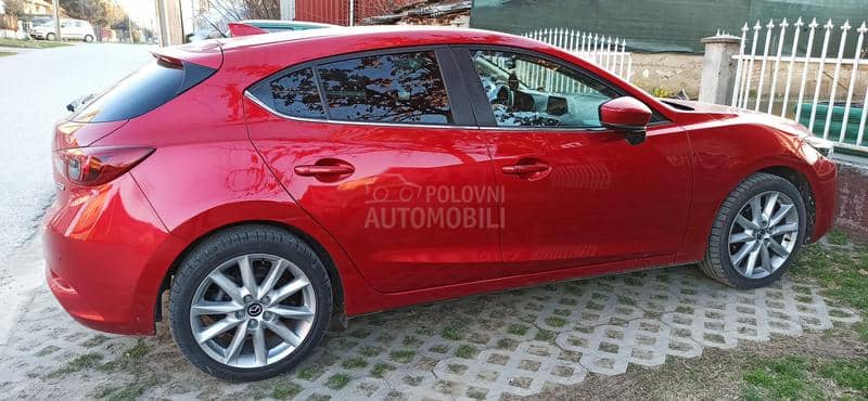 Mazda 3 2.0 Revolution