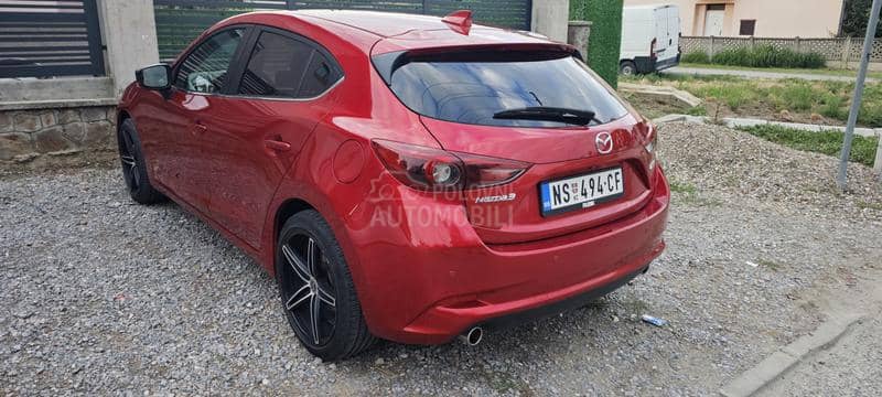 Mazda 3 2.0 Revolution