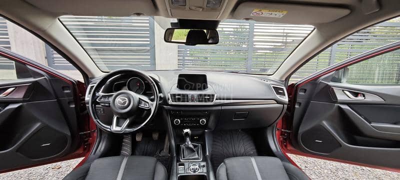 Mazda 3 2.0 Revolution