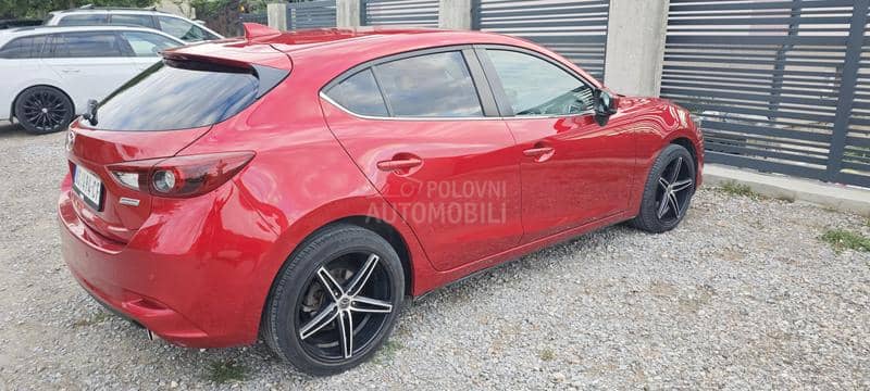 Mazda 3 2.0 Revolution