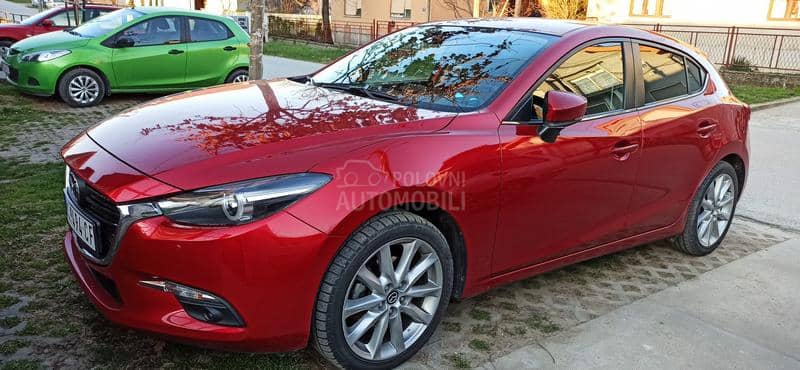 Mazda 3 2.0 Revolution