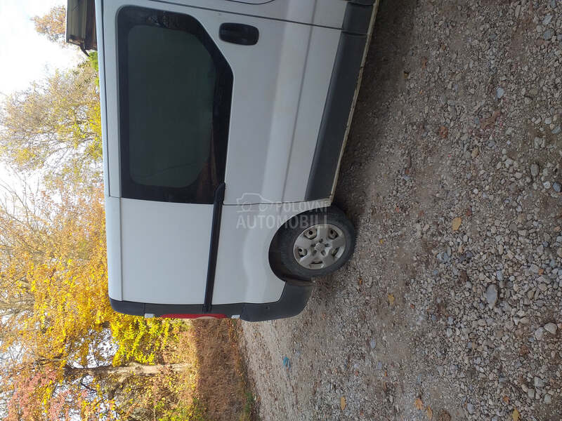Opel Vivaro dci