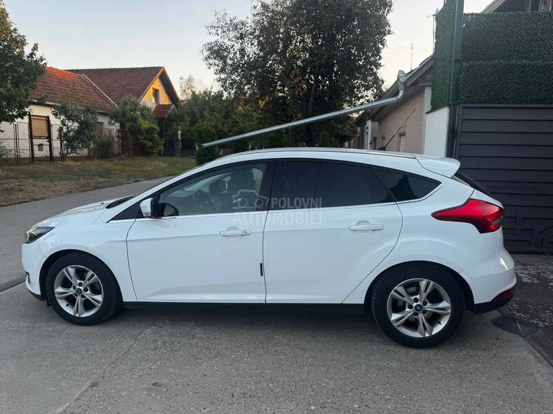 Ford Focus 1.0/led/6brz/eco