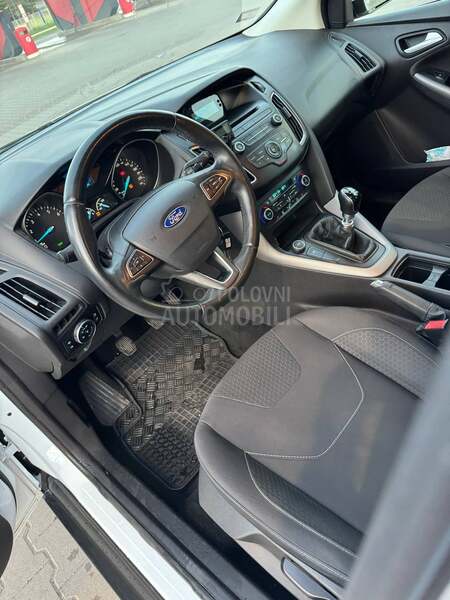 Ford Focus 1.0/led/6brz/eco