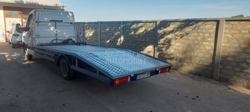 Mercedes Benz sprinter 516cdi