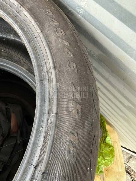 Pirelli 245/45 R18 Letnja