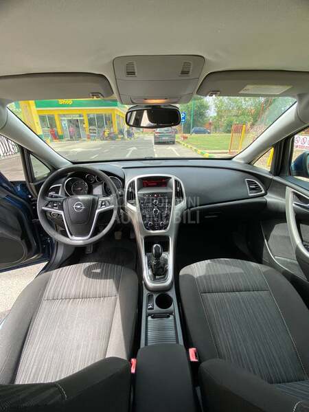 Opel Astra J 1,4 Turbo