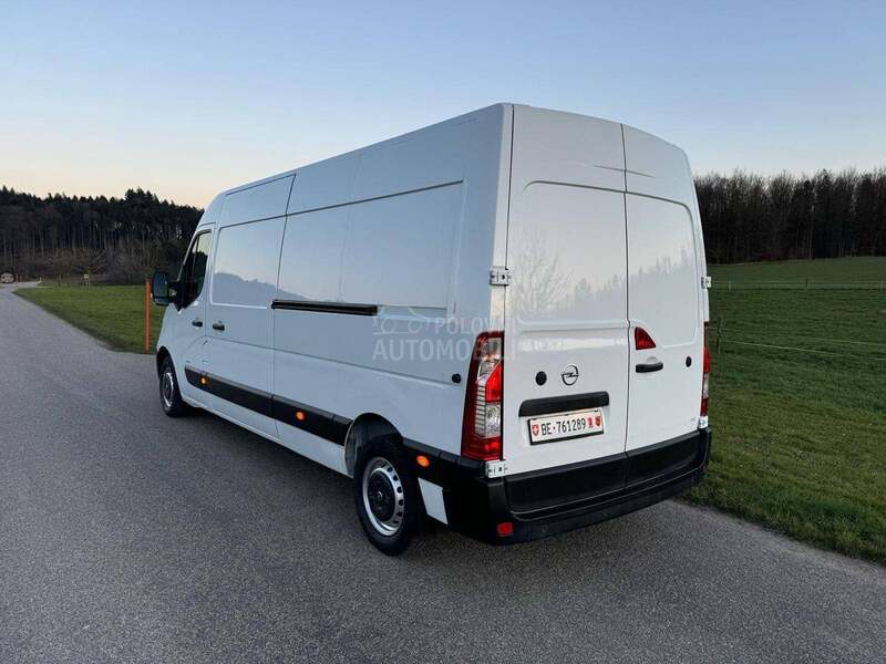 Opel Movano f3500 HLADNJACA