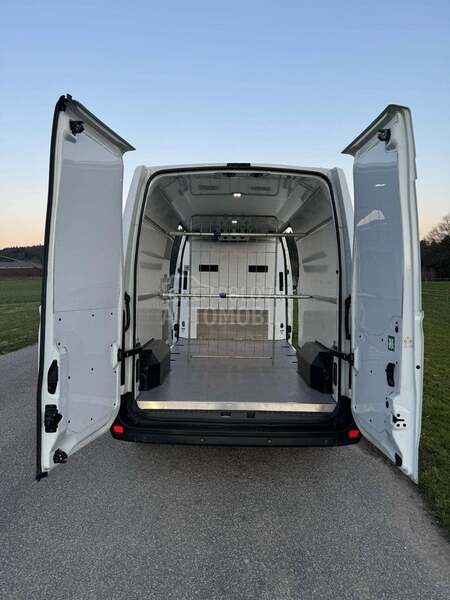 Opel Movano f3500 HLADNJACA