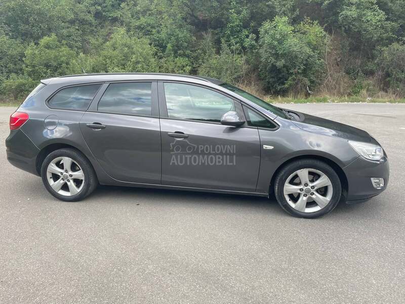 Opel Astra J 1.7CDTI