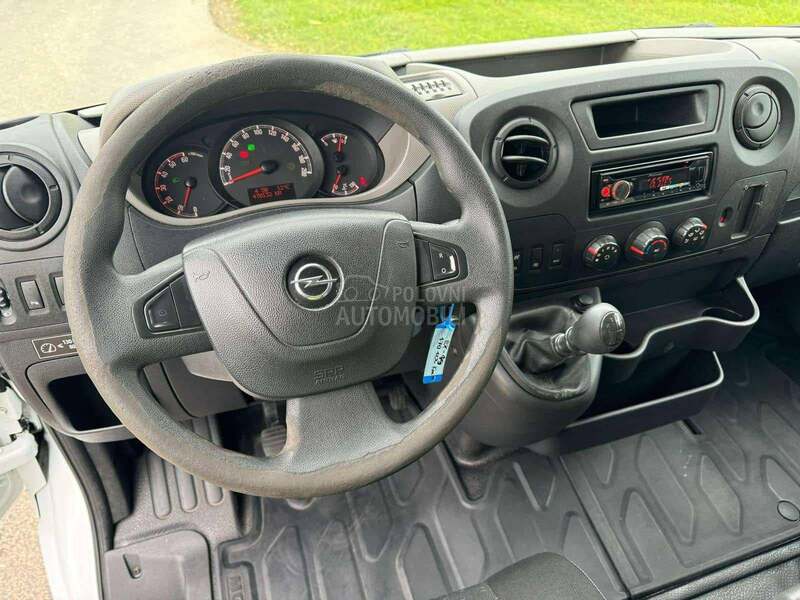 Opel Movano f3500 HLADNJACA