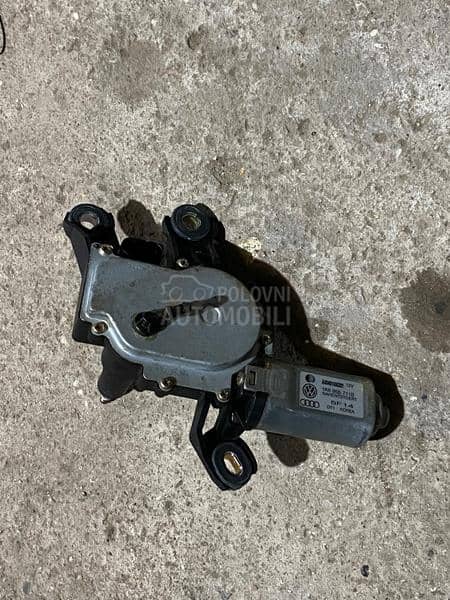 Motoric zadnjeg brisaca