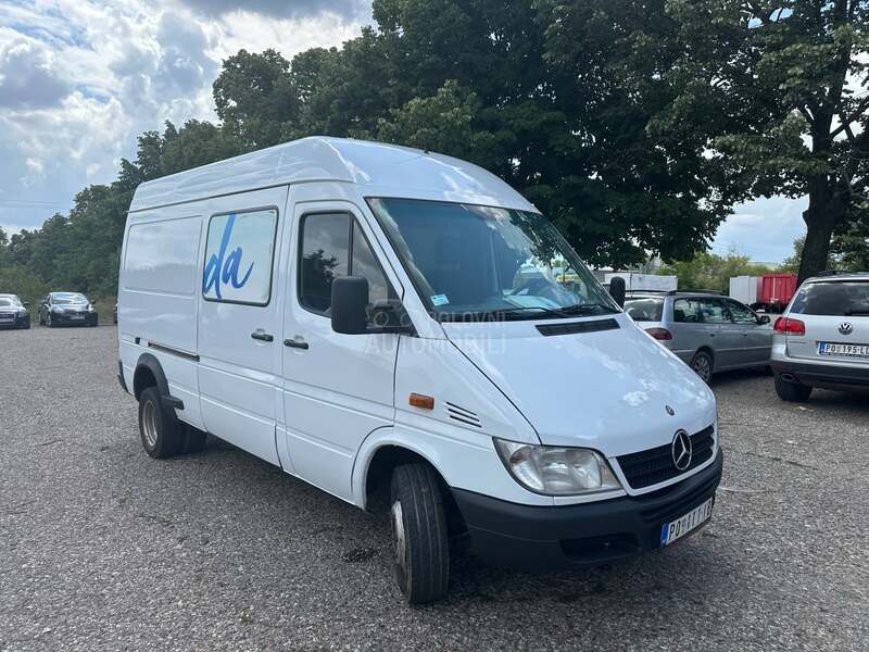 Mercedes Benz sprinter 413 cdi