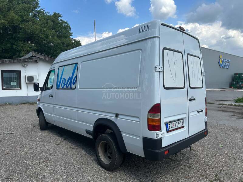 Mercedes Benz sprinter 413 cdi