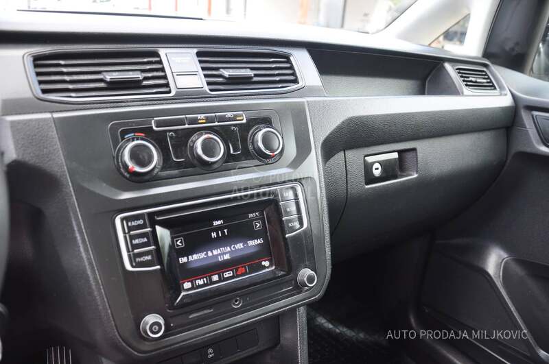 Volkswagen Caddy Maxi 2.0 TDI AUTOMATIC