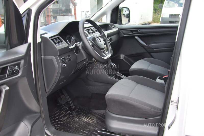 Volkswagen Caddy Maxi 2.0 TDI AUTOMATIC