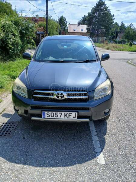 Toyota RAV 4 