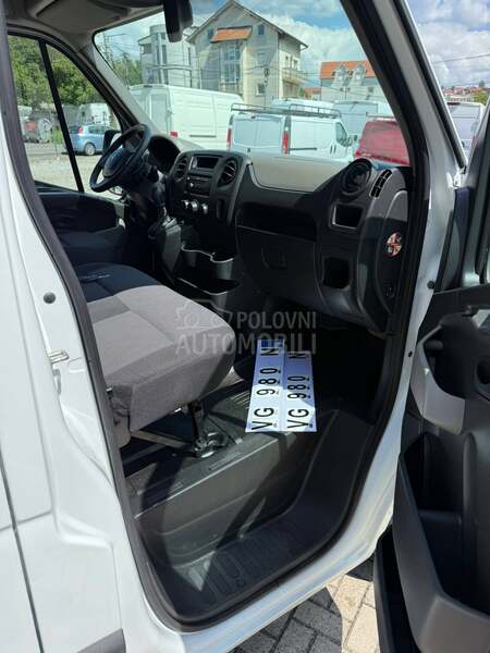 Renault Master 2,3dci L2H2