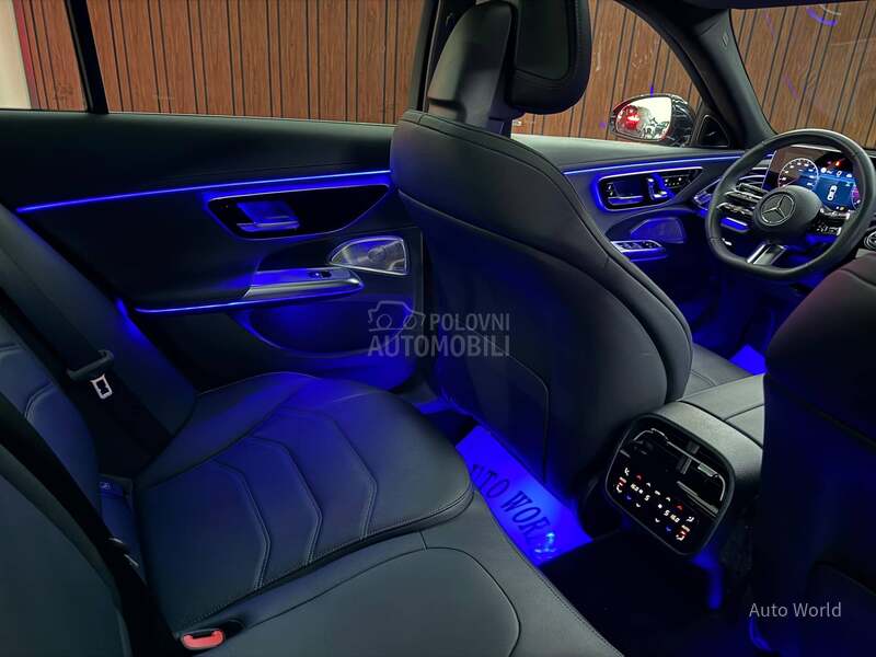 Mercedes Benz E 220 4Matic AMG Pano