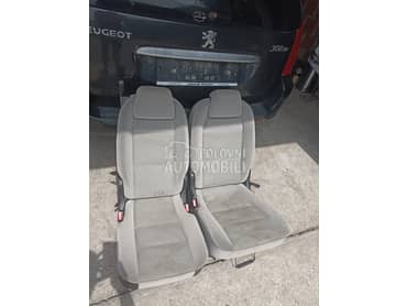 Pomocna sedista za Peugeot 307